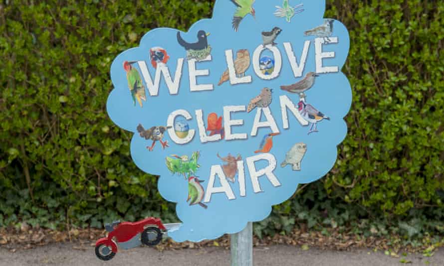 A sign by a young artists group in Gloucestershire for World Breathing Day