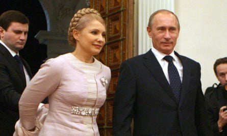 Yulia Tymoshenko and Vladimir Putin in 2009