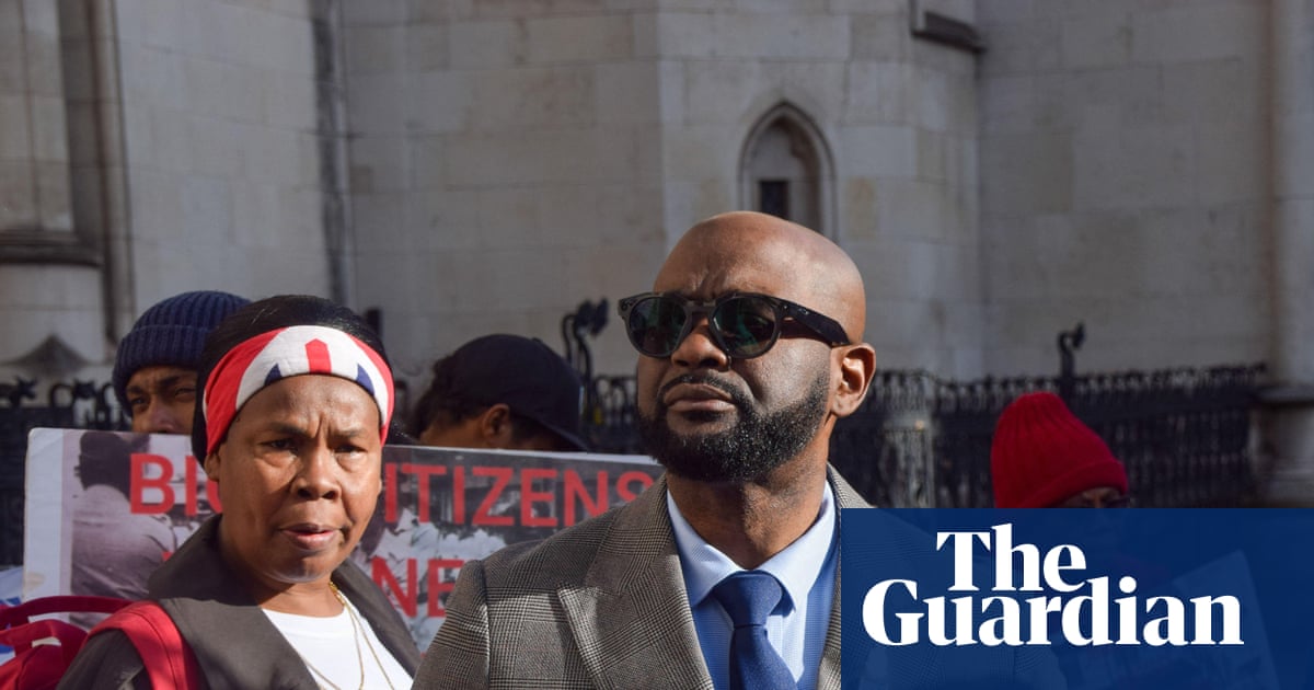 Four Chagossians return to islands in attempt to stop British transfer to Mauritius