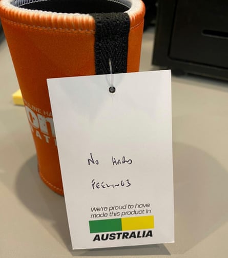 One Nation stubby holder sent to north Melbourne tower residents