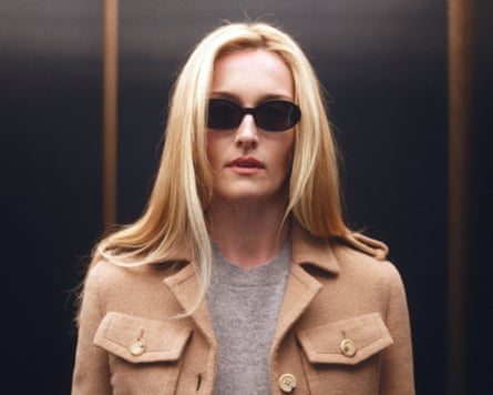 Woman wearing sunglasses