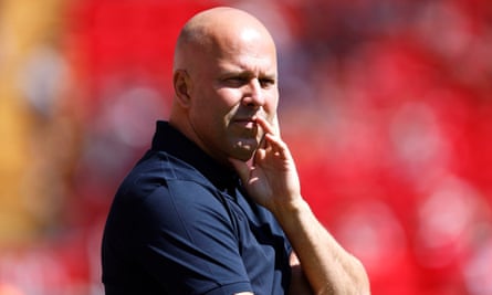 Arne Slot looking pensive