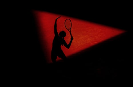 Ann Li of serves to Coco Gauff in the third round of the Madrid Open.