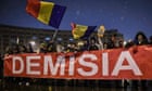 Tens of thousands protest against corruption in Romania