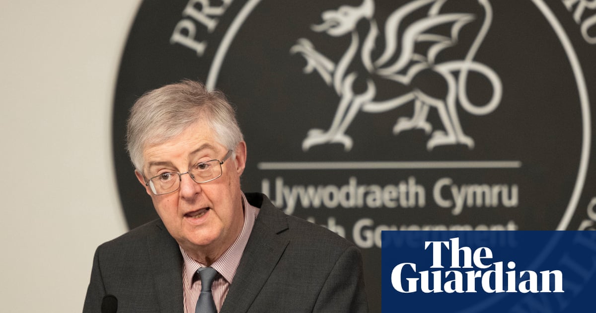 Wales to enforce rule of six to help tackle Omicron spread
