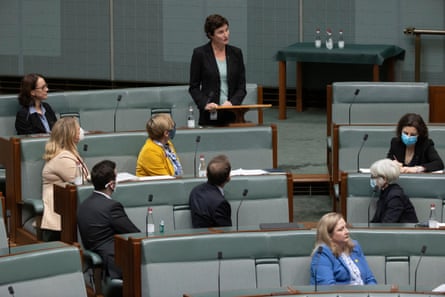 Kate Chaney delivers her first speech to parliament