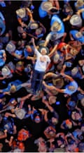 Picture of Pauline Kana crowdsurfing