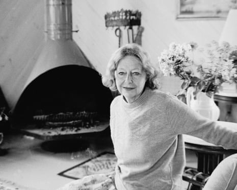 She held a place at the centre of the literary world … Elizabeth Hardwick.