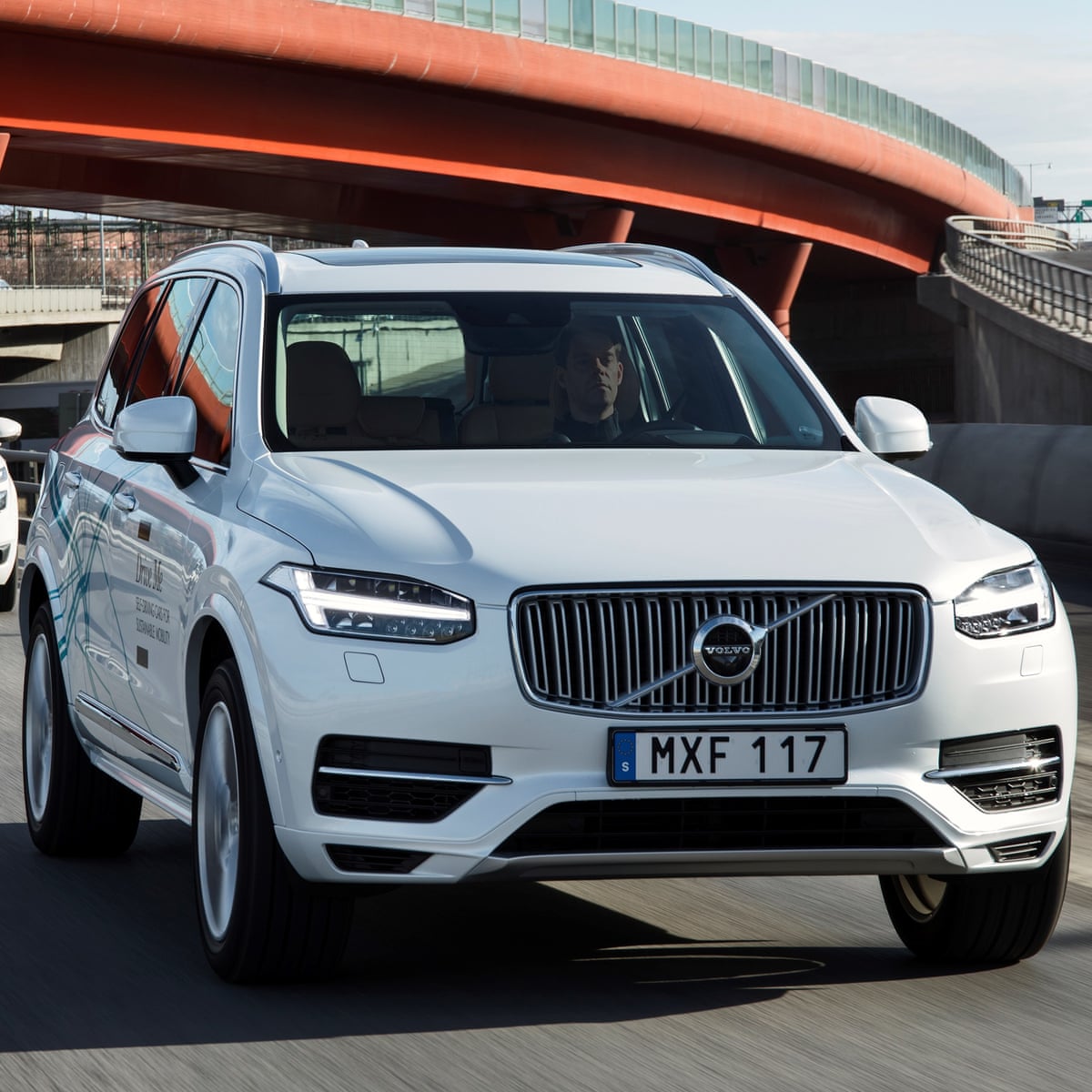 All Volvo Cars To Be Electric Or Hybrid From 2019 Business The Guardian