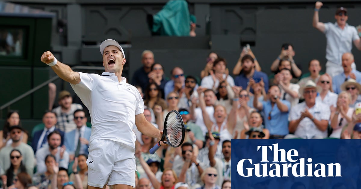 Arthur Fery whips up Centre Court crowd with his knack of never knowing when he is beaten | Andy Bull