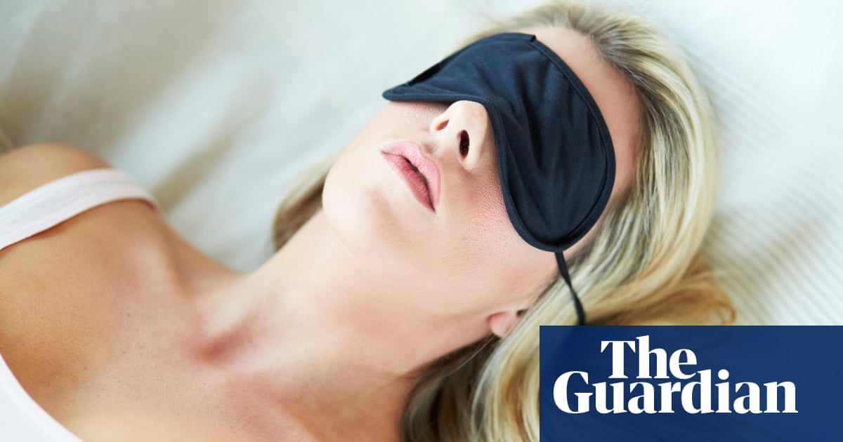 Compenser le sommeil le week-end pourrait réduire d’un cinquième le risque de maladie cardiaque – étude | Maladie cardiaque Compenser le sommeil le week-end pourrait réduire d’un cinquième le risque de maladie cardiaque – étude | Maladie cardiaque