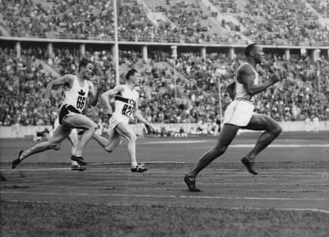 black and white photo of runners competing