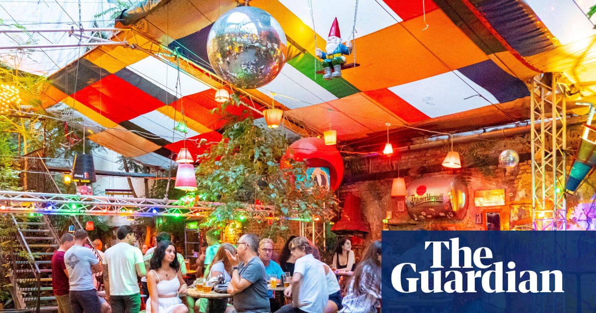 My search for the perfect ruin bar in Budapest | Budapest holidays My search for the perfect ruin bar in Budapest | Budapest holidays