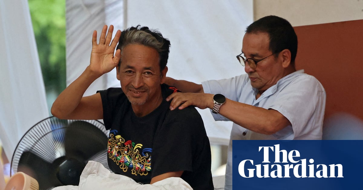 ‘Honest leaders are the first step to a better future’: Cockroach hunger striker targets India’s political class
