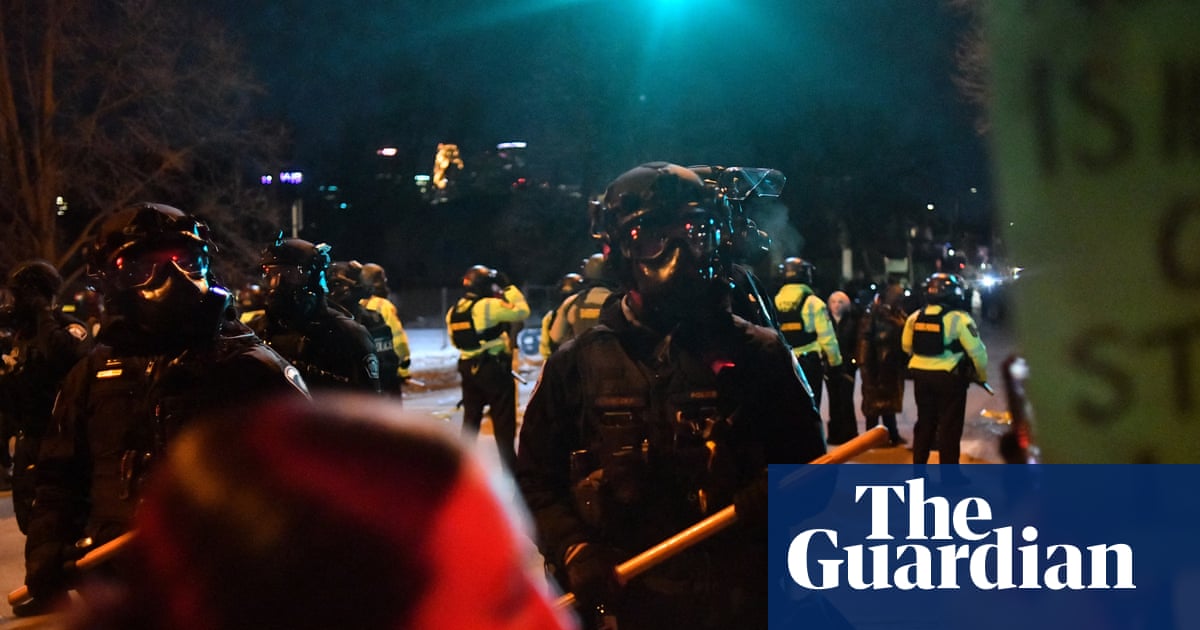 ICE officer charged over shooting of Venezuelan man in Minnesota