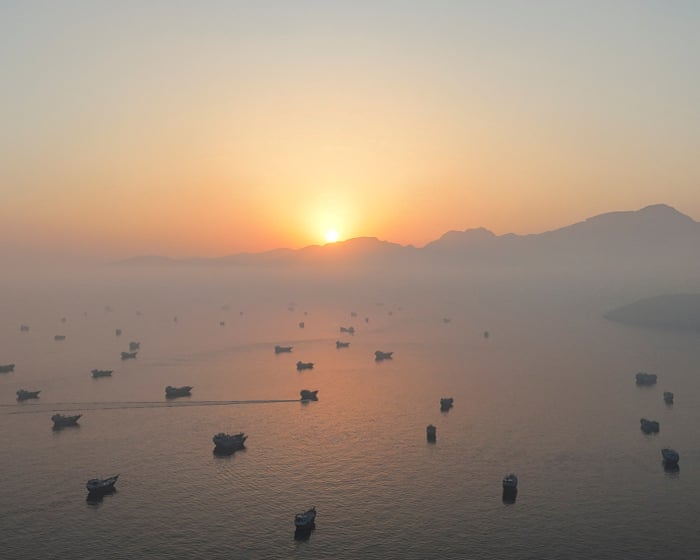 UK economy faces recession if strait of Hormuz remains closed, EY warns - business live — image supplied by The Guardian Business's feed