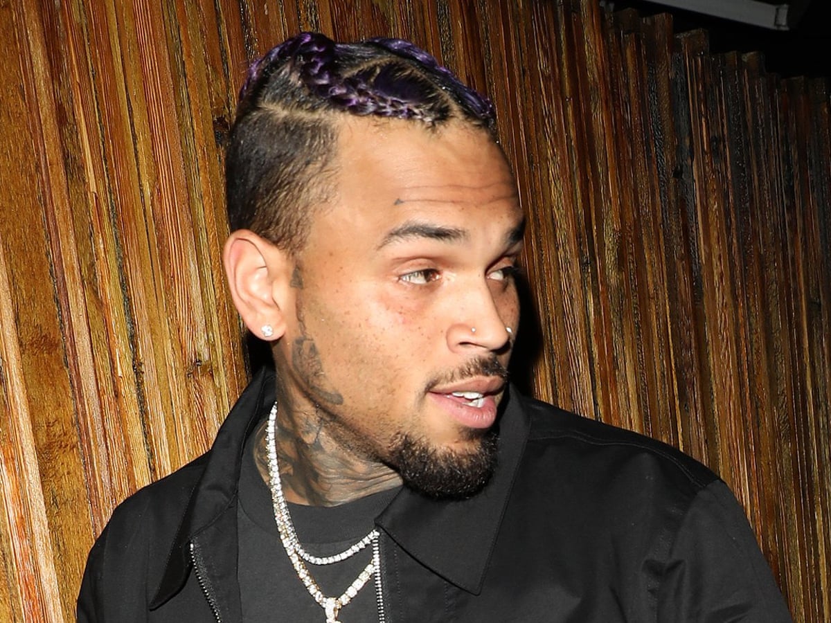Police Investigate Chris Brown Over Alleged Battery Of Woman In La Chris Brown The Guardian Police Investigate Chris Brown Over Alleged Battery Of Woman In La Chris Brown The Guardian