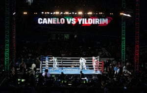 Canelo Álvarez contra Avni Yıldırım