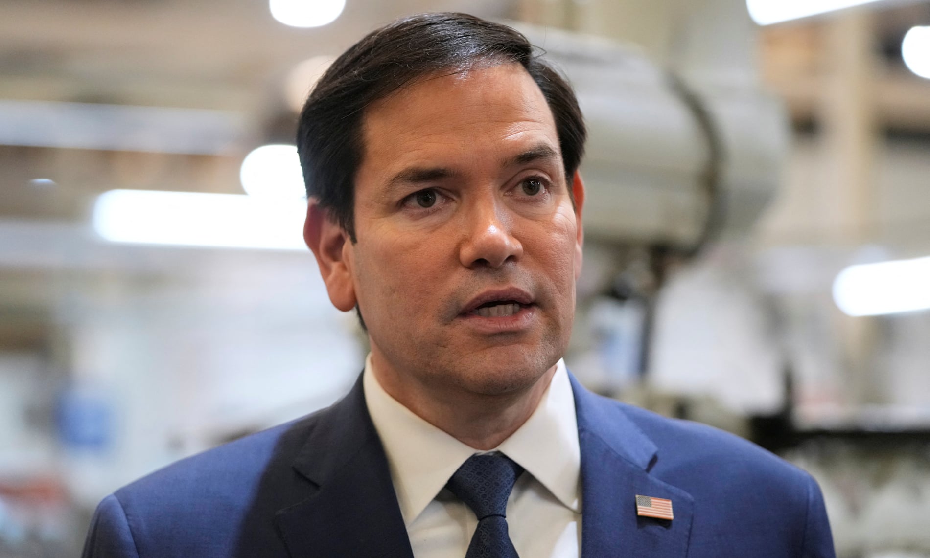 after getting demeaned and made fun of, rubio gets ready to take the cum load of his orange handler