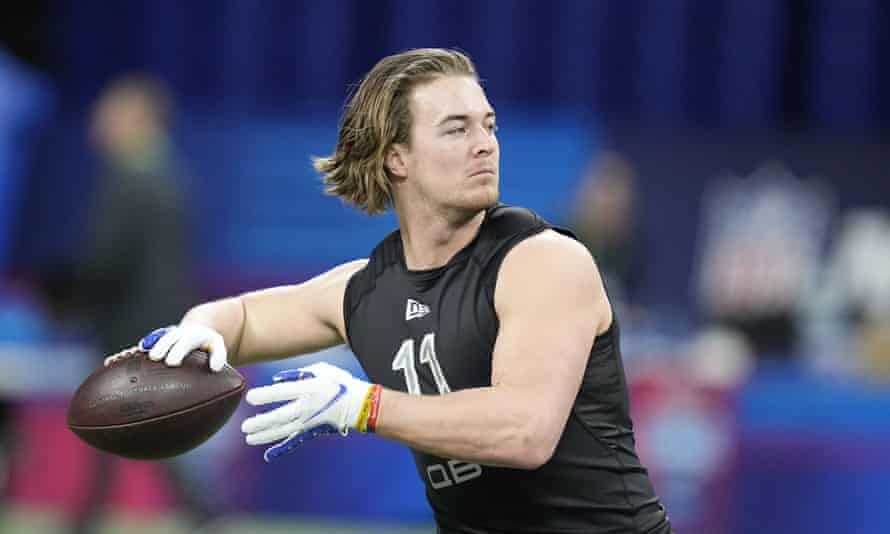 Kenny Pickett is the first QB taken in the 2022 draft