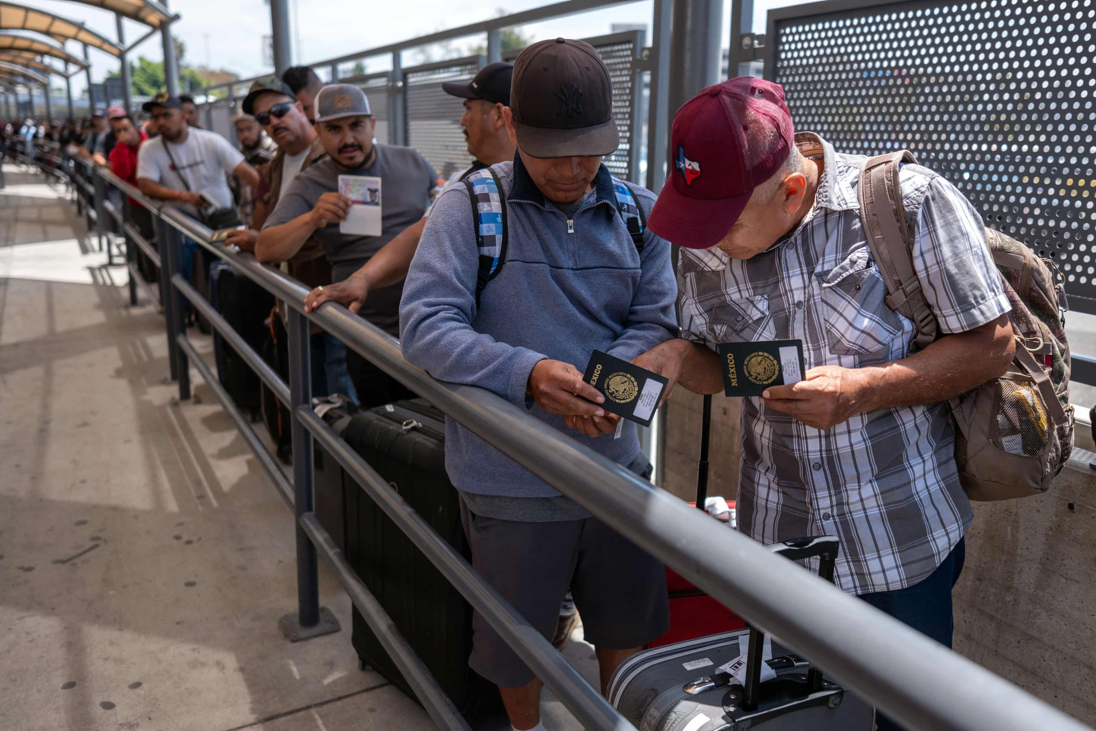 Biden issues order limiting asylum seekers from crossing US-Mexico border (theguardian.com)