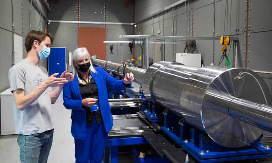 Junior UK science minister Amanda Solloway and Nick Hawker, CEO of First LIght Fusion, inspecting the company’s £1.1m “Big Gun” device, which the Oxfordshire firm hopes will help them achieve fusion and deliver clean energy.