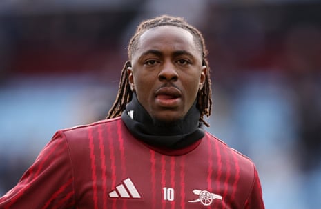 Eberechi Eze warms up ahead of kick-off at Villa Park.