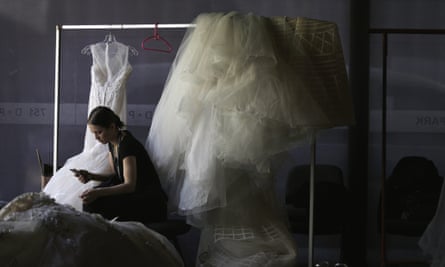 Men Live Longer When They Marry Younger Spouses Why Don T Women