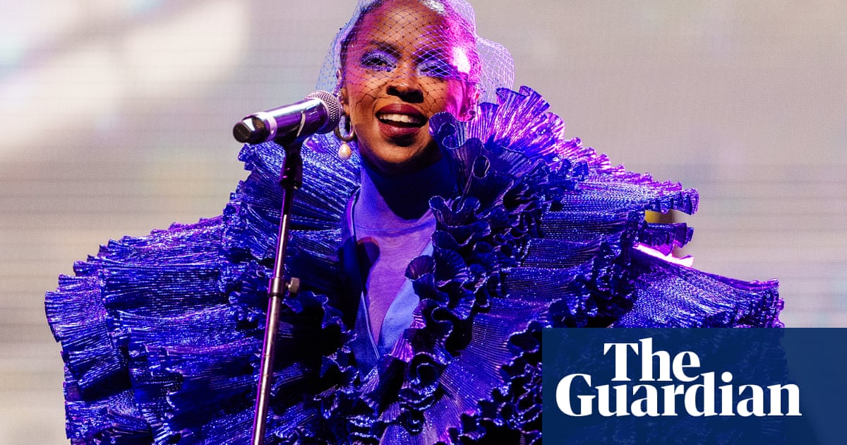 Lauryn Hill announces 25th anniversary tour for solo album - TrendRadars