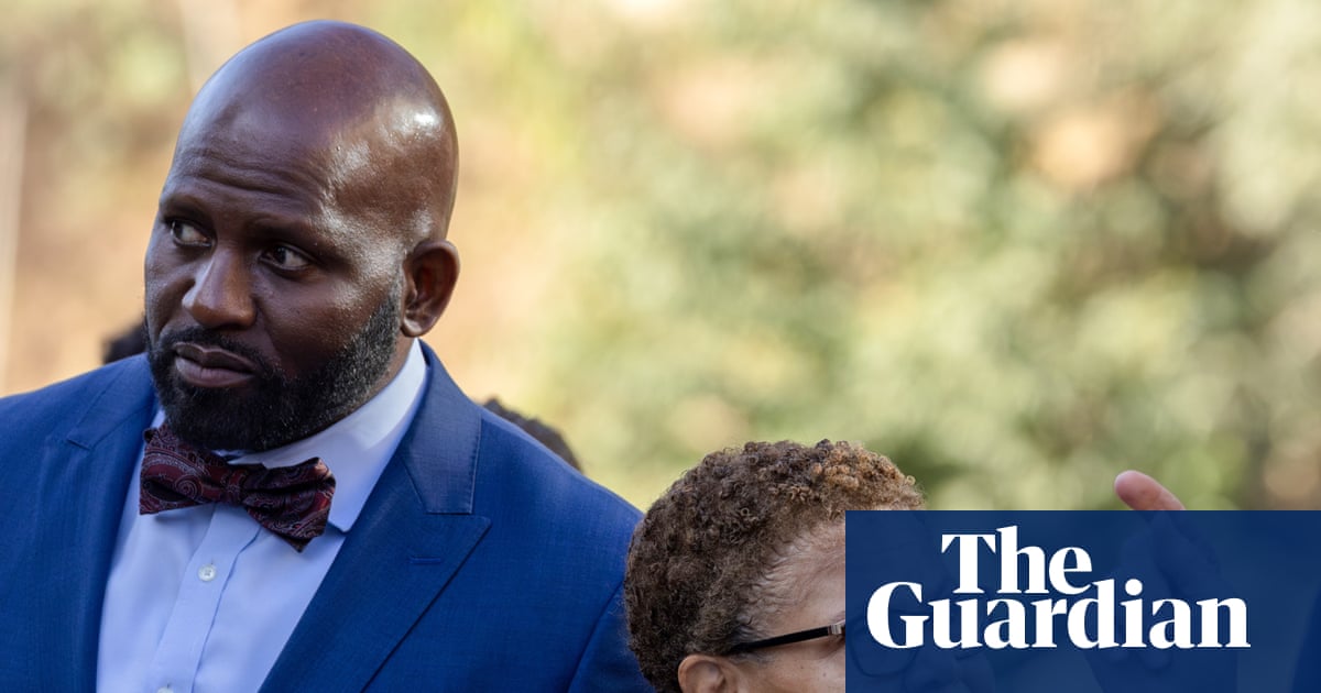 Former LA deputy mayor sentenced to year of probation for bomb threat hoax