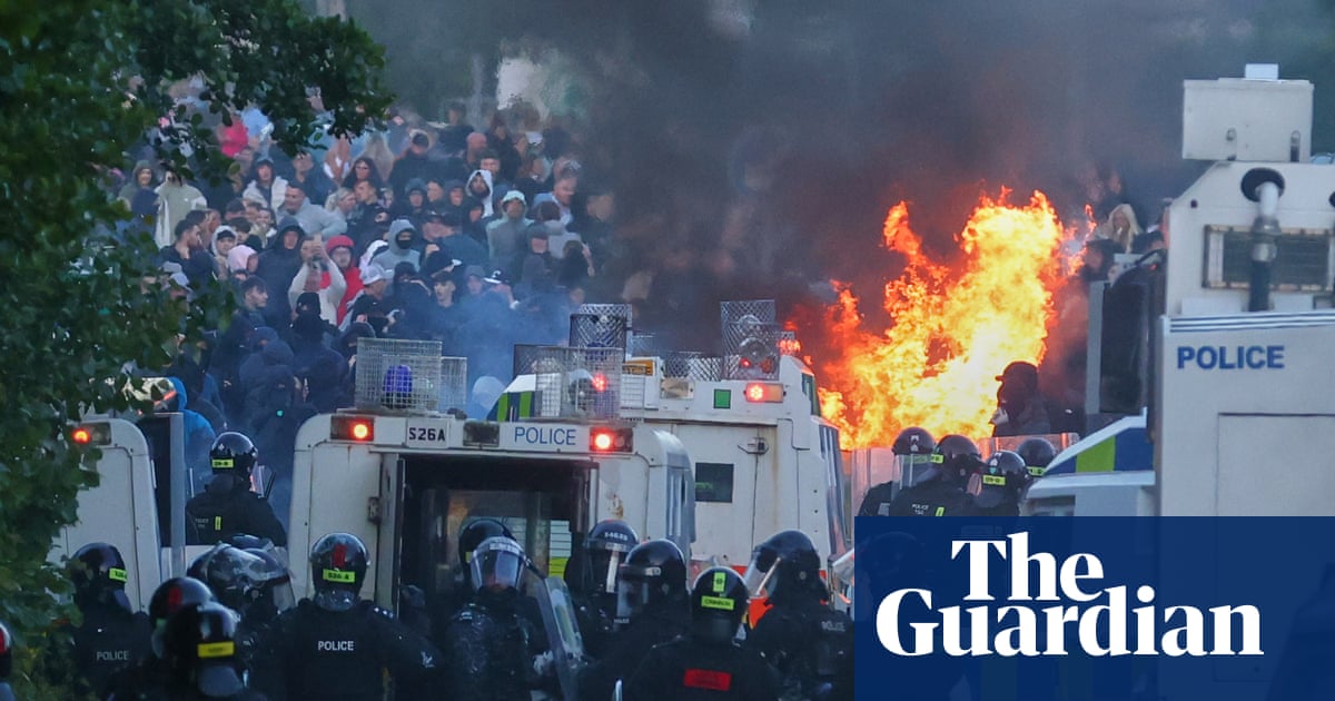Ugly scenes in Belfast expose a broken politics | Letters