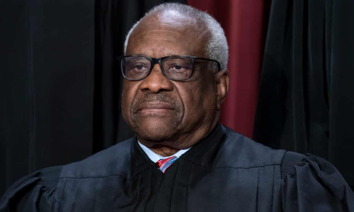 ‘Unprecedented, stunning, disgusting’: Clarence Thomas condemned over billionaire gifts (theguardian.com)