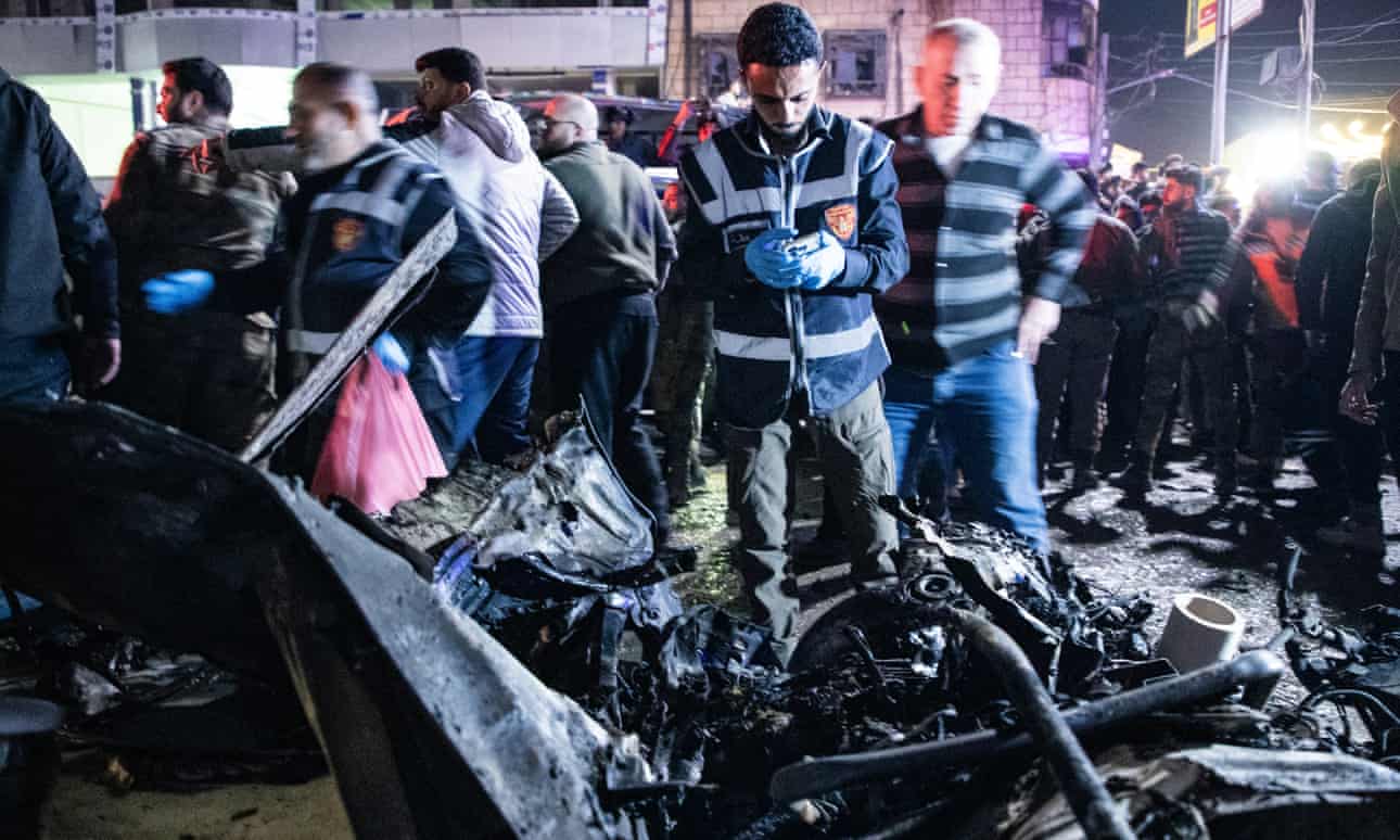Ocho muertos por coche bomba en el norte de Siria, según monitor de guerra.