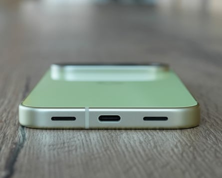 The USB-C port of the Google Pixel 10.