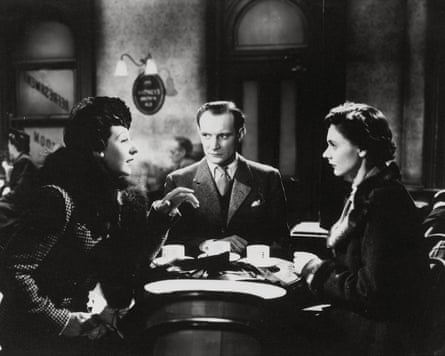 Trevor Howard with Joyce Carey (left) and Celia Johnson in Brief Encounter.