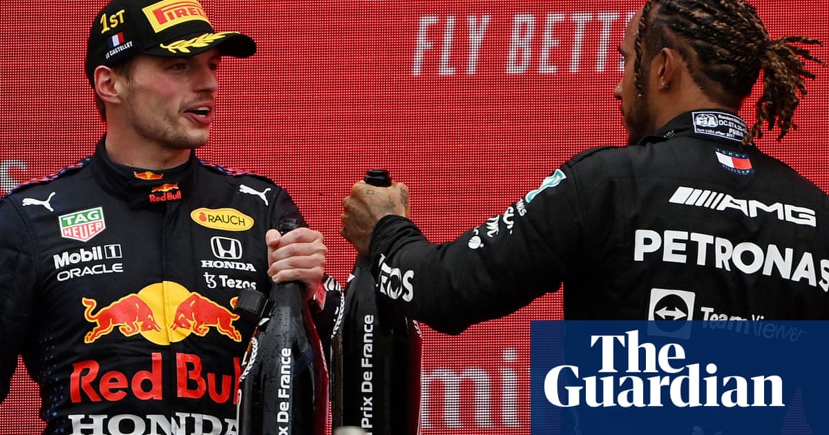 Lewis Hamilton and Mercedes expect Red Bull to press home advantage