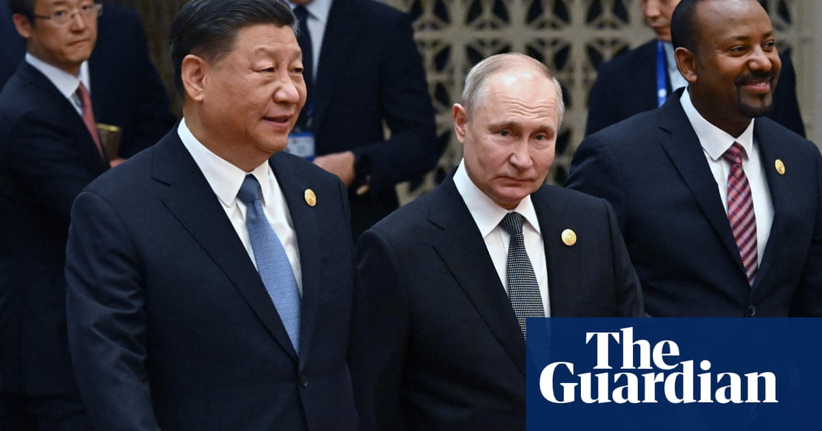 Die USA sagen, China unterstütze Russland bei seiner massiven militärischen Expansion  China