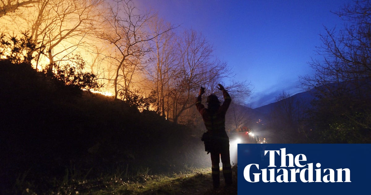 Spanish firefighter jailed after starting a fire to ‘satisfy his ego’