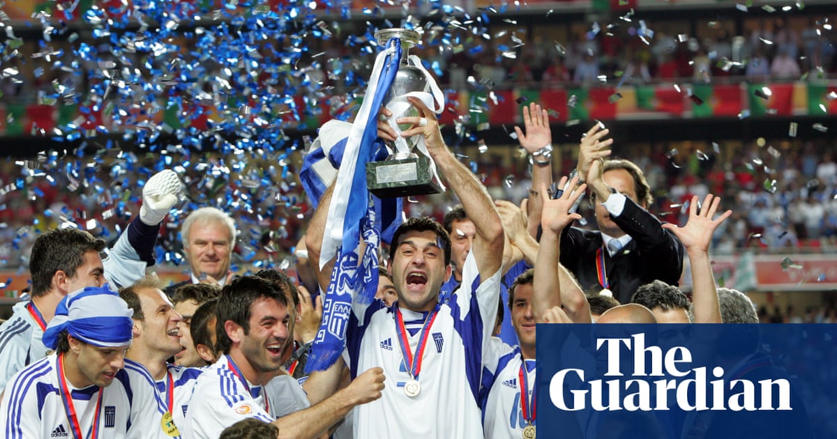 Greece vs spain euro 2004