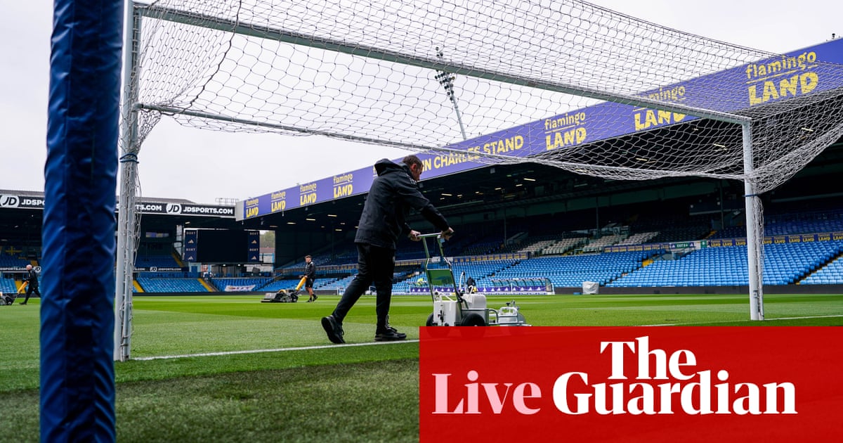 Leeds v Stoke in Championship and more from EFL: football live