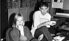 Steve Lamacq And Jo Whiley At Radio 1 1994<br>Radio DJs and presenters of 'The Evening Session' Steve Lamacq and Jo Whiley, at BBC Radio 1 studios, London, United Kingdom, 1994. (Photo by Martyn Goodacre/Getty Images)