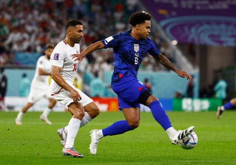 Iran v USA: World Cup 2022 – live Weston McKennie gets away from Saman Ghoddos.