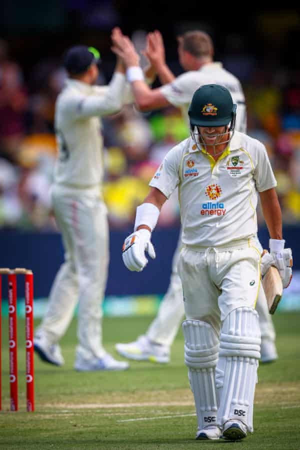 Warner is finally caught by Ben Stokes and dismissed for 94.