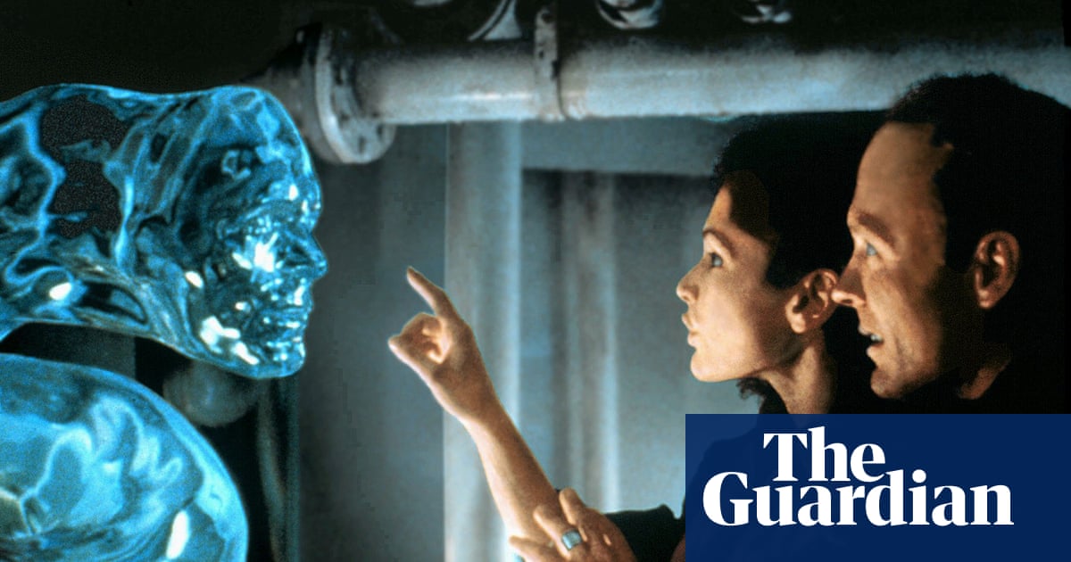 The Abyss at 30: why James Camerons sci-fi epic is really about love