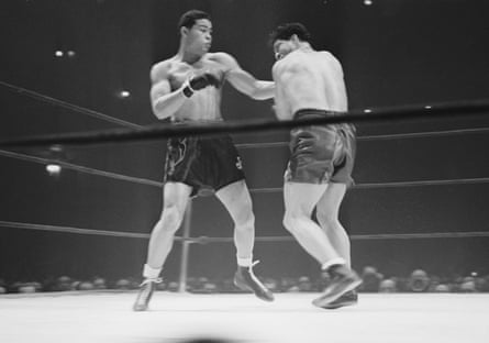 Louis and Godoy in the ring