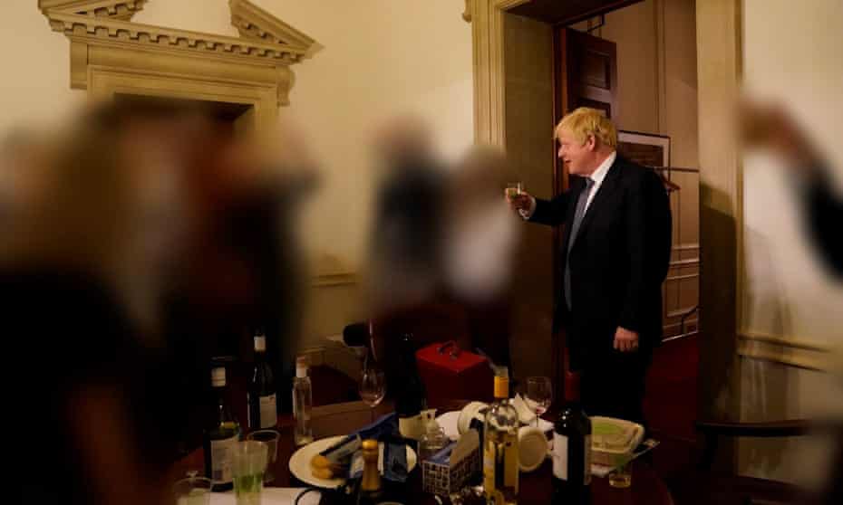 Four more Tory MPs call for Johnson to quit over Partygate report | Boris  Johnson | The Guardian