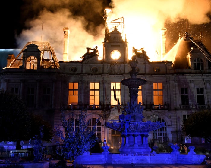 French government in crisis talks after ‘colossal failure of the state’