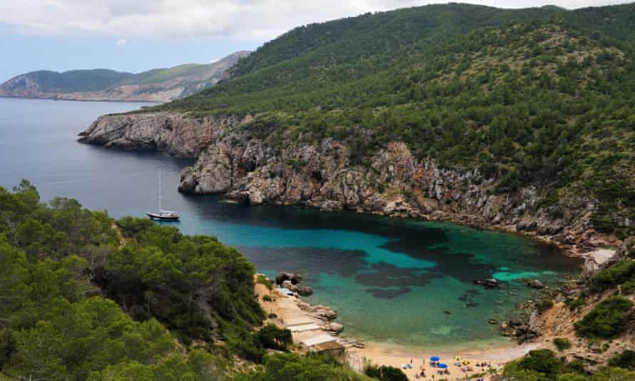 Cala d en Serra in Ibiza