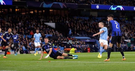 Erling Haaland breaks his seven minute goal drought as City lead.