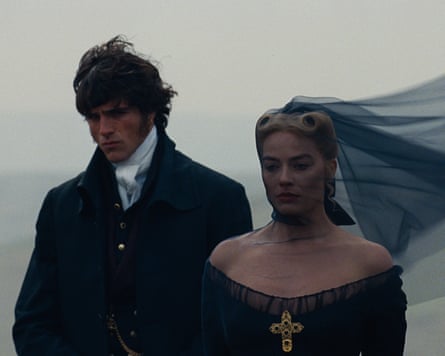 JACOB ELORDI as Heathcliff and Actor, Producer MARGOT ROBBIE as Catherine Earnshaw in “Wuthering Heights,”